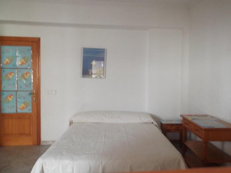 Casa De Huespedes El Almendro Hotel Ibiza Ruang foto