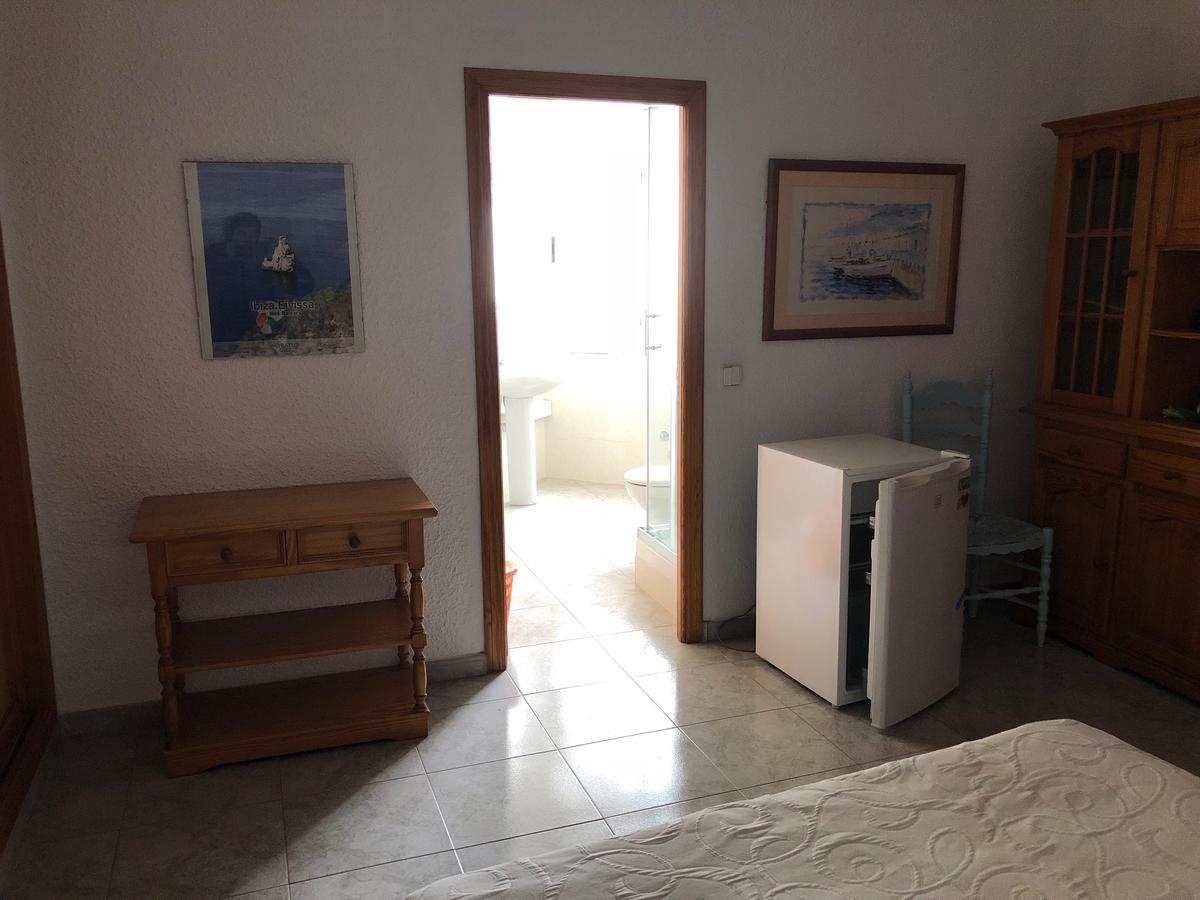 Casa De Huespedes El Almendro Hotel Ibiza Bagian luar foto